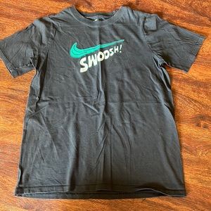 Nike tee